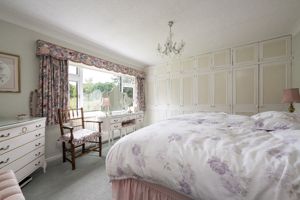 Bedroom- click for photo gallery